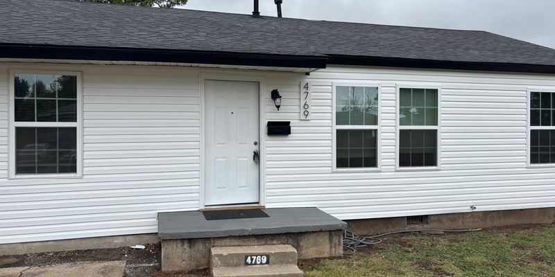 Del City House: 4769 SE 27th St