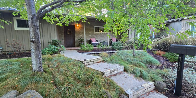 Portola Valley House: 111 Escanyo Way