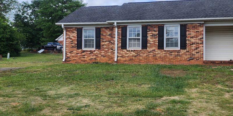 Boilng Springs Apartment: 3411/3413 Parris Bridge Road