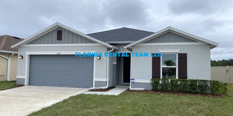 Davenport House: 1037 Augustus Dr