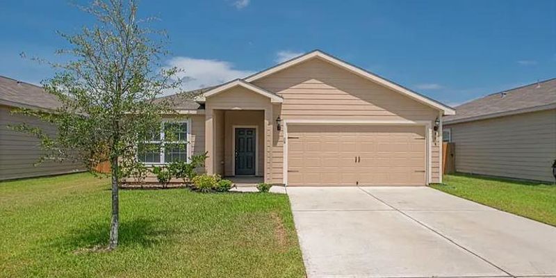 Brookshire House: 976 Lake View Cir W