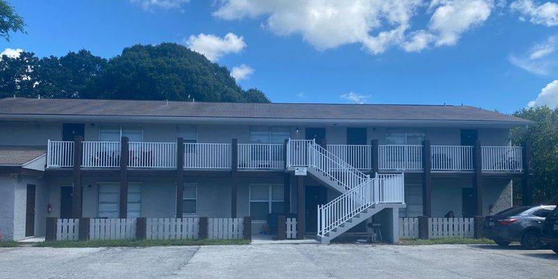 Fort Pierce Apartment: 410 Palm Avenue