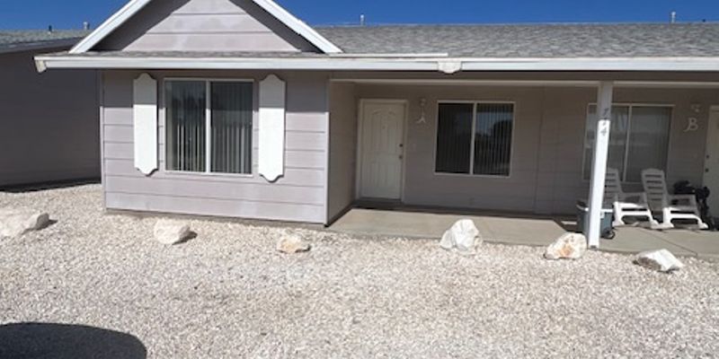 Willcox Apartment: 714 Mesa Ave