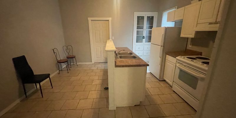 Terre Haute Apartment: 900 Locust St
