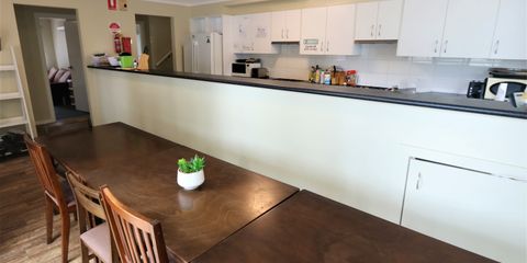 15 Hugo Dinning Room2.JPG