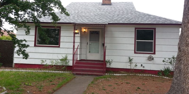 Spokane House: 724 West Buckeye Avenue