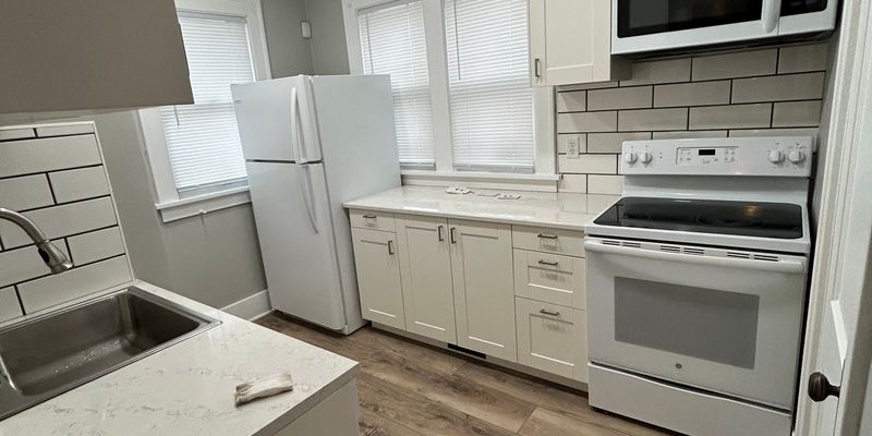 Omaha House: 4562 Charles St