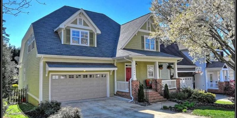 Charlotte Apartment: 10806 Tradition View Dr