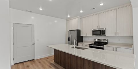 9_126 - 3368 s 1010 w, nibley -  isaac walbeck - dfm media.jpg