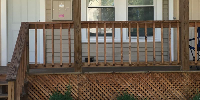 Lincoln Apartment: 1228 S 10th St