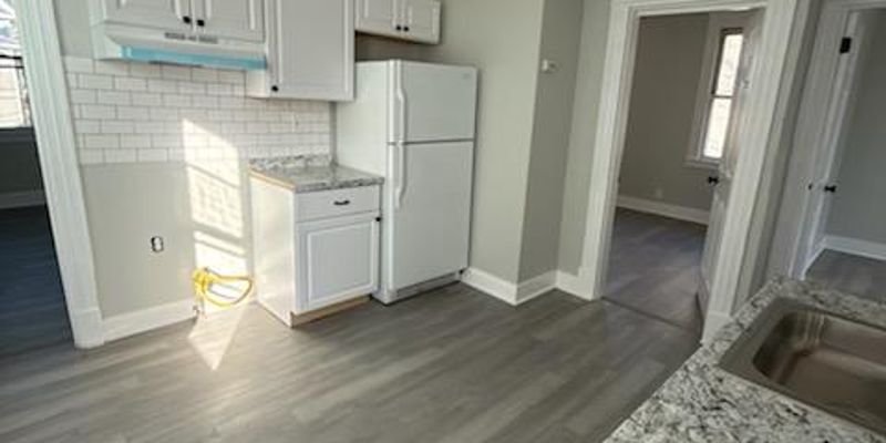 Waterbury Apartment: 48 Irion St