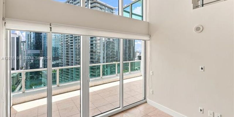 Miami Condo: 41 SE 5th St