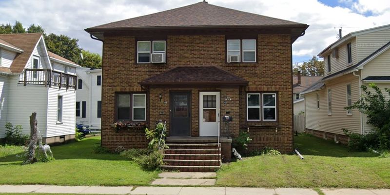 Green Bay Townhome: 342 N Ashland Ave