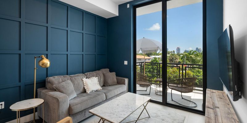 Miami Beach House: 1030 15th St