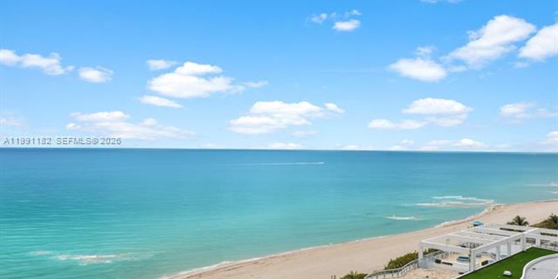 Miami Beach Condo: 6801 Collins Ave