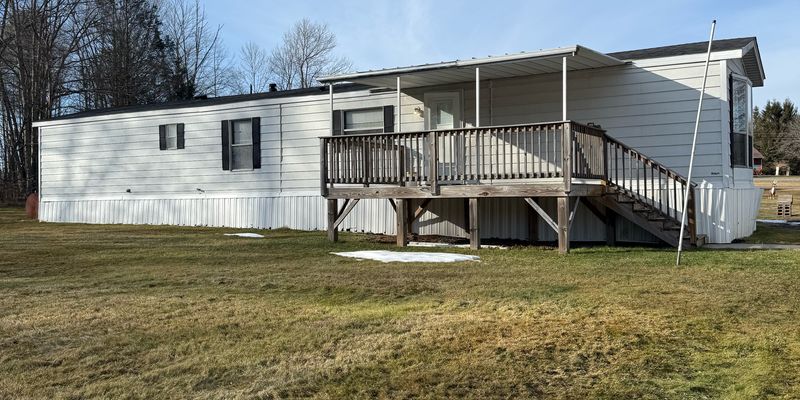 Lackawanna County House: 14 Clifton Manor Dr