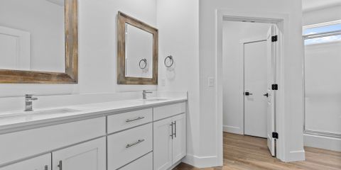 31-web-or-mls-929-oakland-ave.jpg