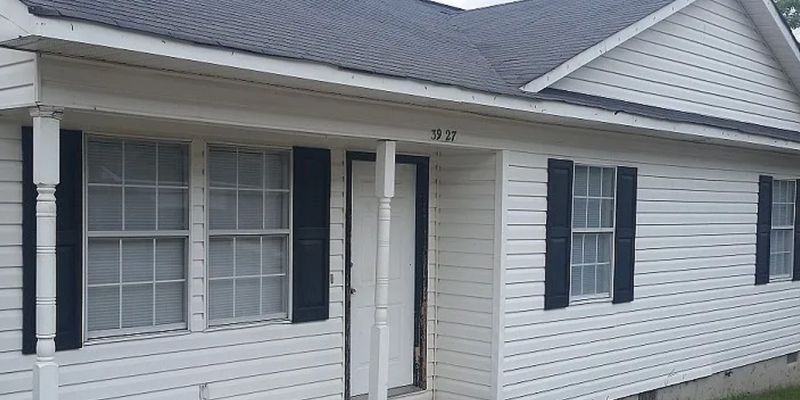 Macon House: 3927 Vinson Robinson Road