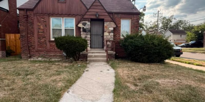 Detroit House: 15375 Asbury Park