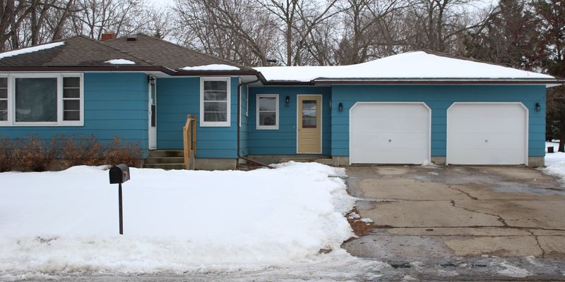Willmar House: 501 15th st se