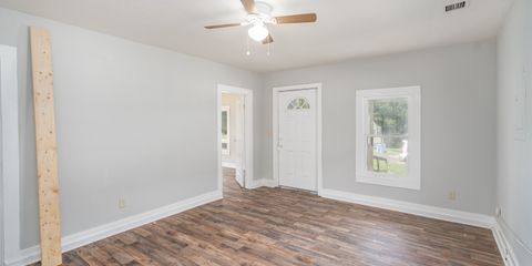 209 Sunset Drive-11.jpg