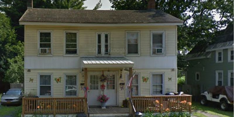 Johnstown Apartment: 104 W Fulton St