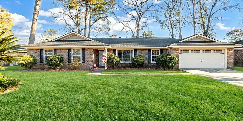 Savannah House: 35 Red Fox Dr