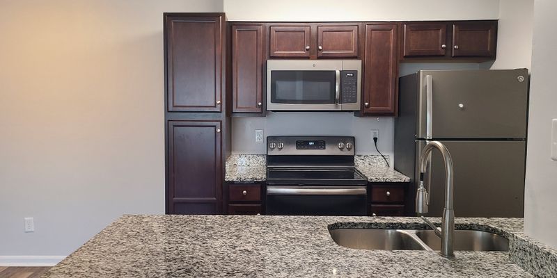 Crestwood Apartment: 8801 W State Hwy 22