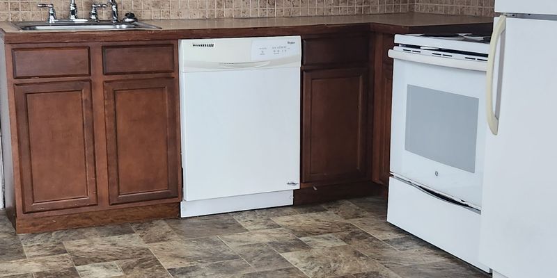 Kent Apartment: 435 N Water St