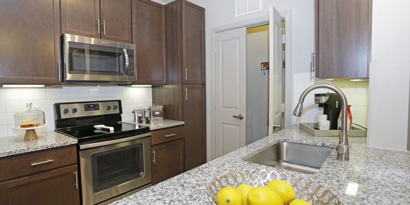 Houston Apartment: 29469 Loop 494