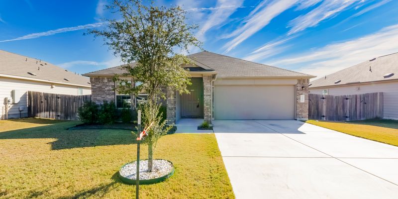 Hutto House: 730 Carol Dr