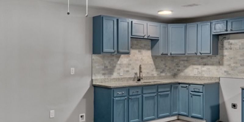 Memphis Apartment: 2010 E Alcy Rd