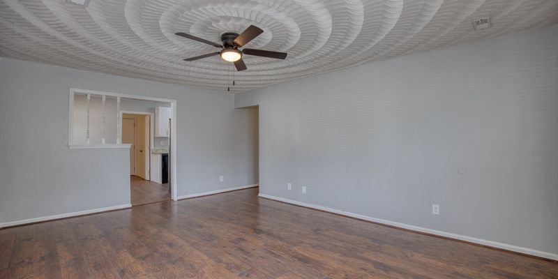 Chesapeake House: 2902 Princeton Ave