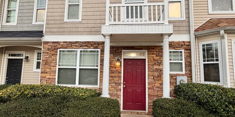 Rex House: 6296 Ellenwood Dr