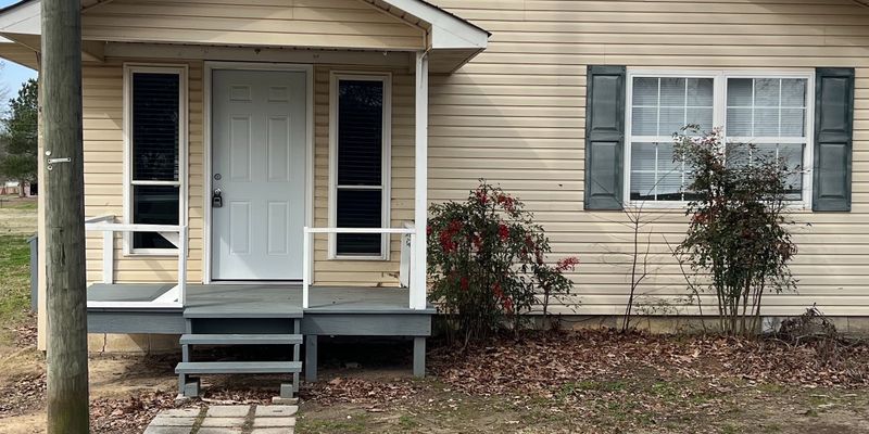 Jasper Apartment: 979 Dowdey Rd