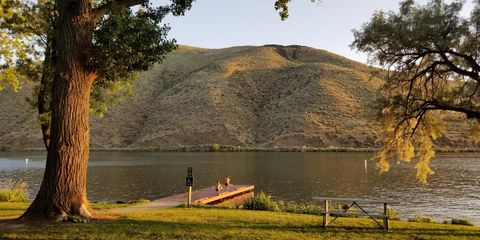 Black Canyon 2.jpg