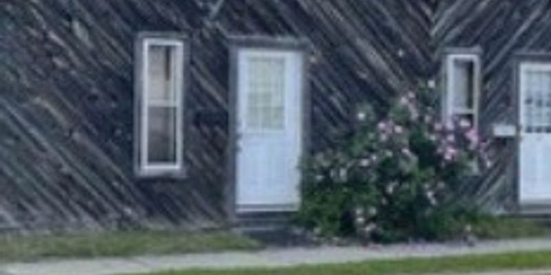 Essex Junction Apartment: 10 Railroad Street