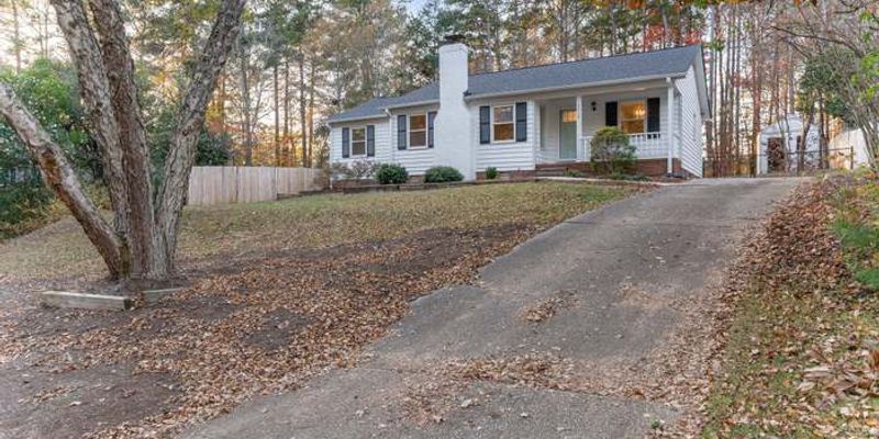 Raleigh House: 7717 Cart Track Trail