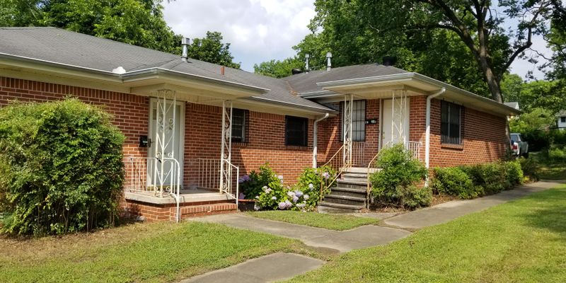 Birmingham Apartment: 8129 2nd Ave S