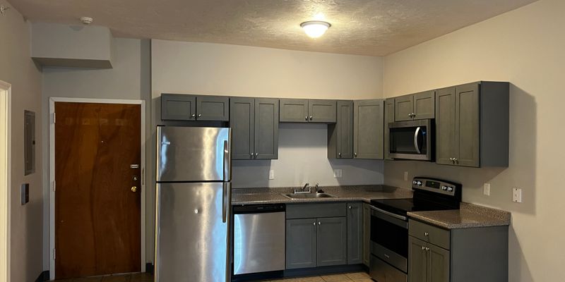 Fitchburg Apartment: 11 Willow St