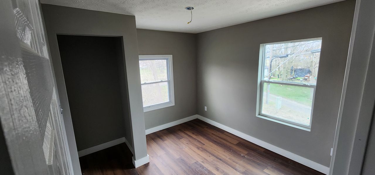 431 Bolander Ave photo 5