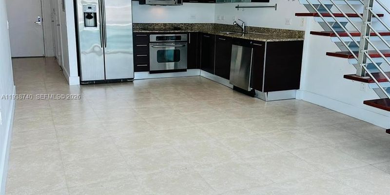 Miami Apartment: 41 SE 5th St