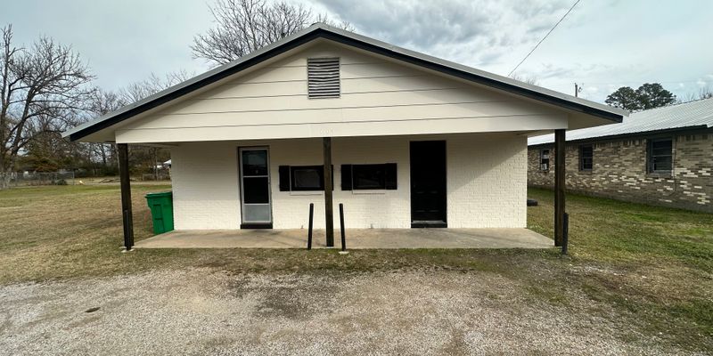 Columbus Multiplex: 1108 Railroad St