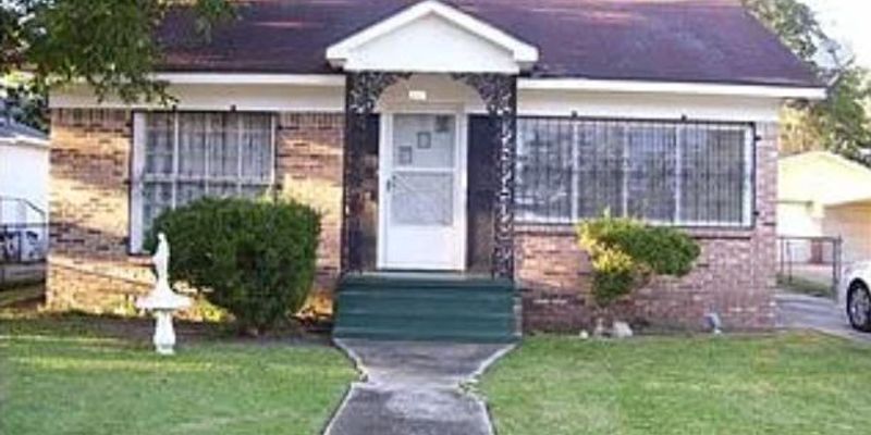 Mobile House: 287 Laurel Dr