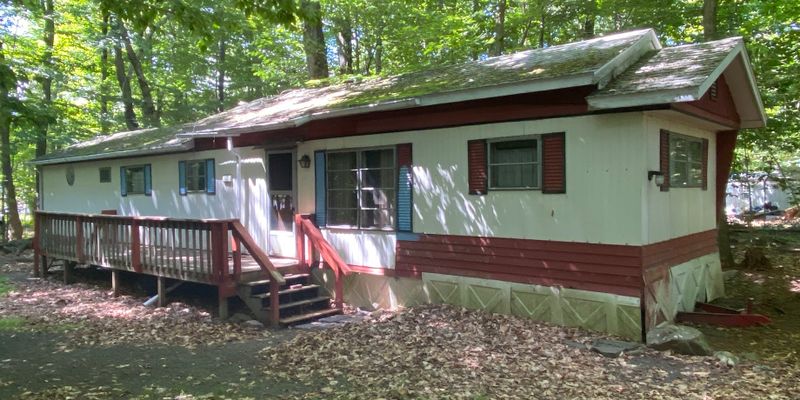 Gouldsboro House: 9 Kiowa Path