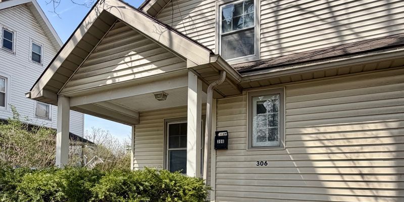 Ashland Apartment: 306-310 E Washington