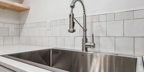 13-web-or-mls-669 E. 8th ave -13.jpg