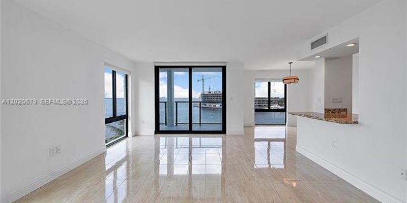 Miami Condo: 1600 S Bayshore Ln