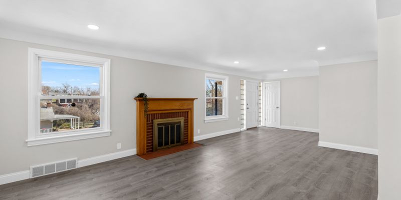Dellwood House: 223 North Dellwood Ave