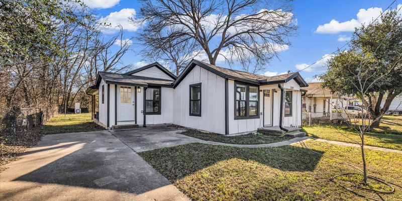 Waco House: 1209 Southey St